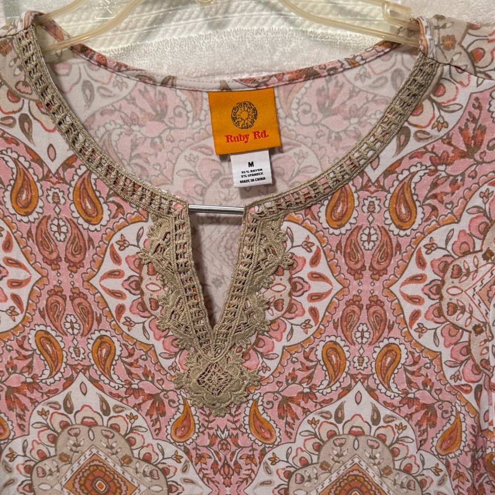 Ruby Rd. Orange And Cream Patterned Blouse F100 - image 2